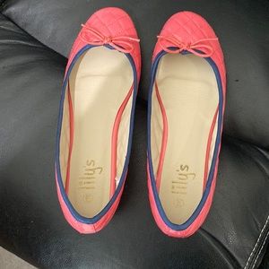 Wore for a Halloween costume for 1 night they were a little too big size 9 lilys